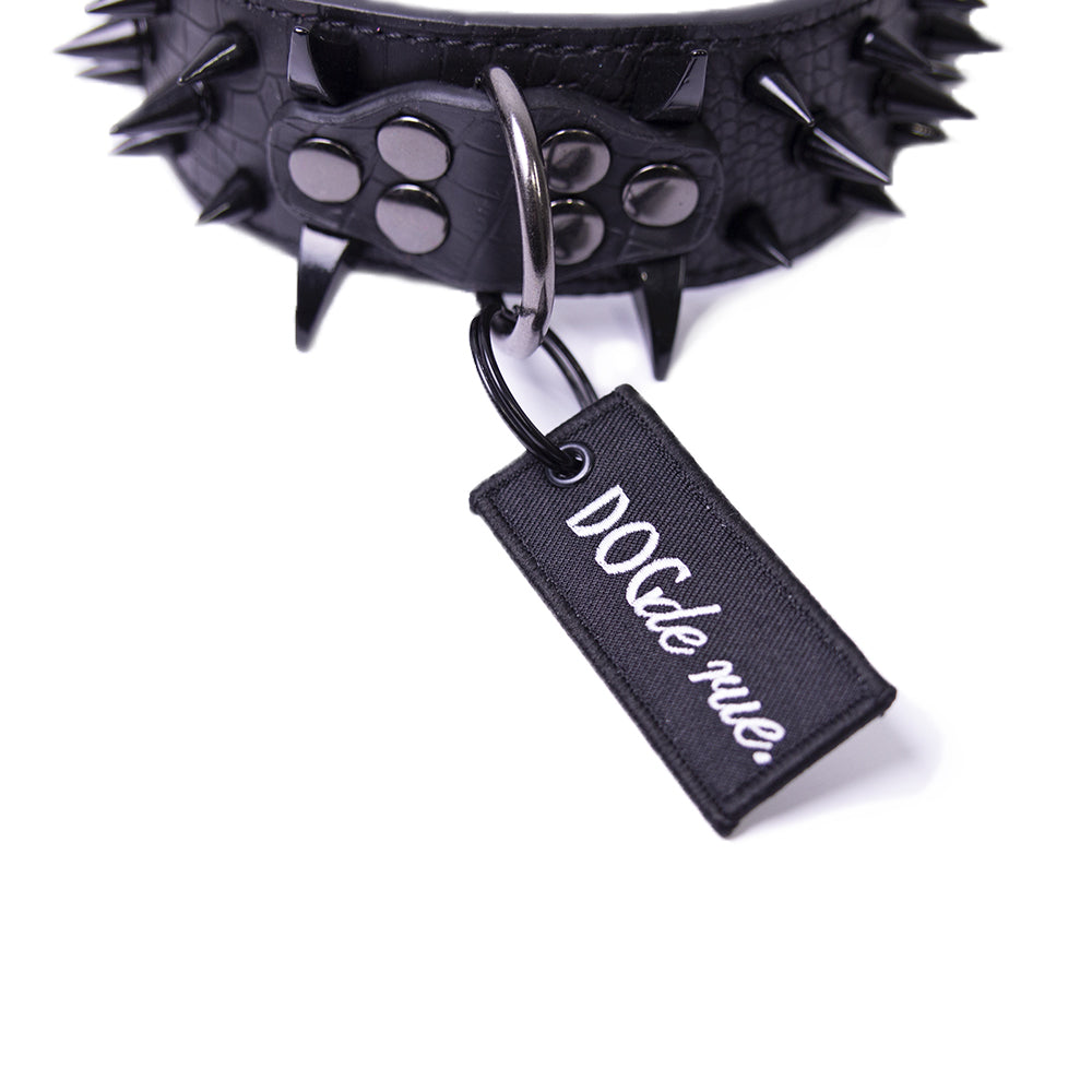 Médaille personnalisable pour chien - Label - DogDeRue - Noir - collier à clous noir
