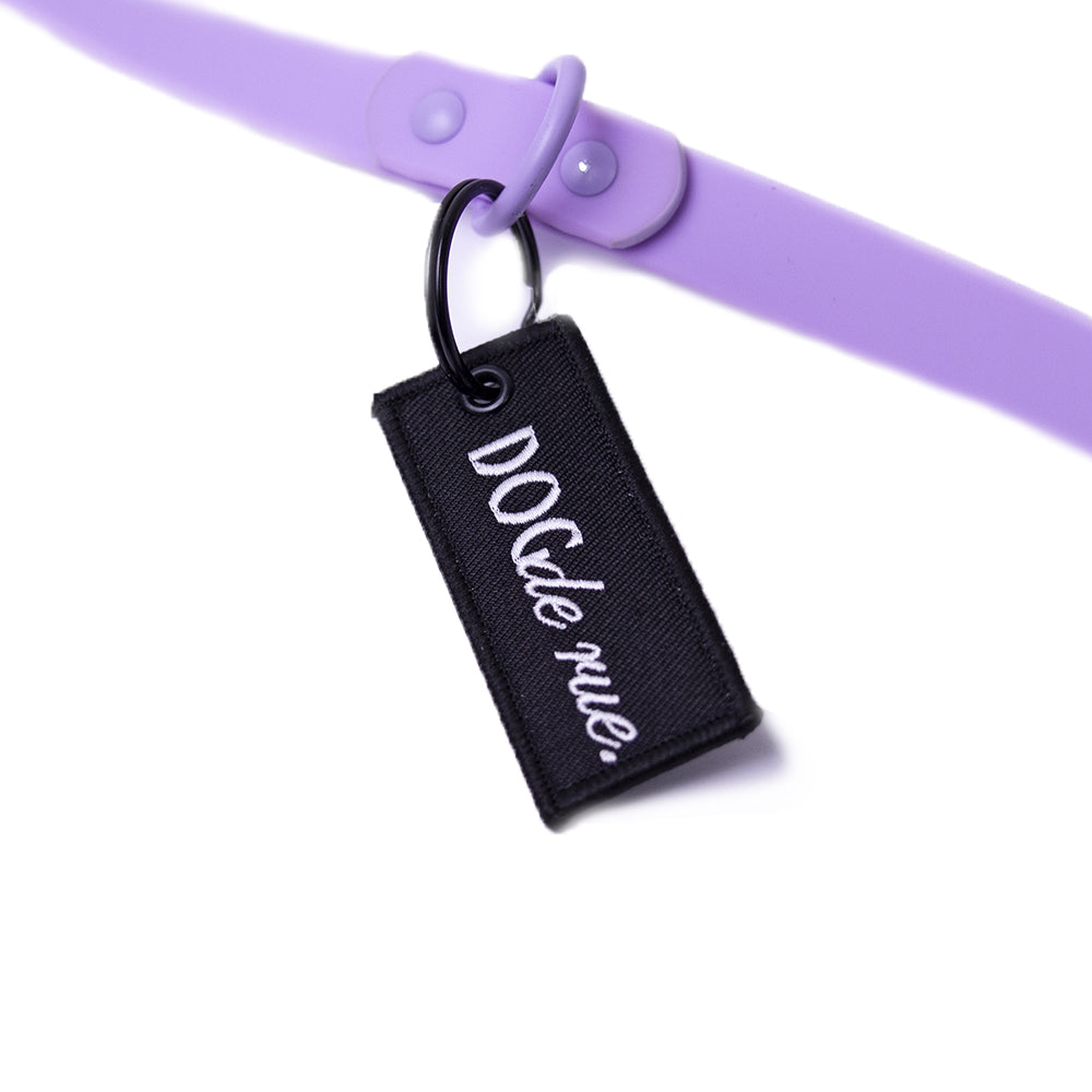 Médaille personnalisable pour chien - Label - DogDeRue - Noir - laisse pvc soft violet